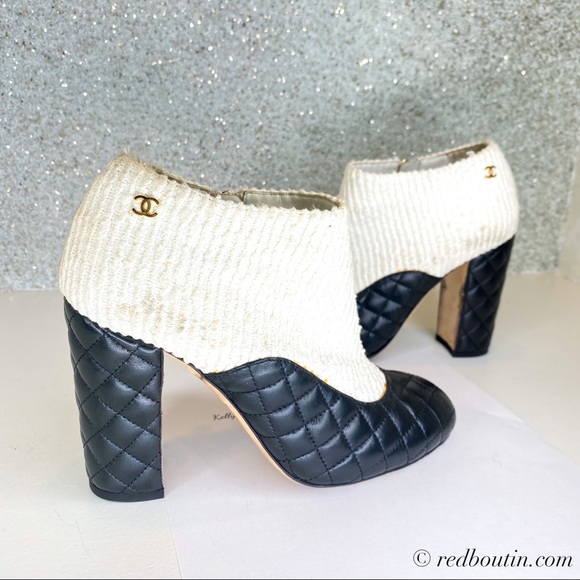 CHANEL Shoes - 🎈Sold Chanel CC Black Quilted White Fabric